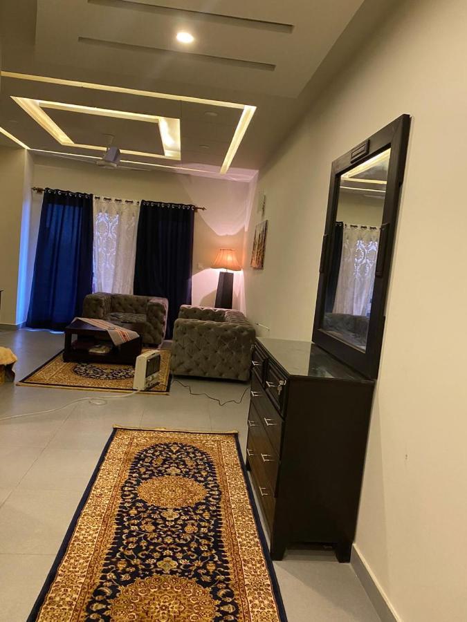 Serenity Corner Islamabad Exterior photo